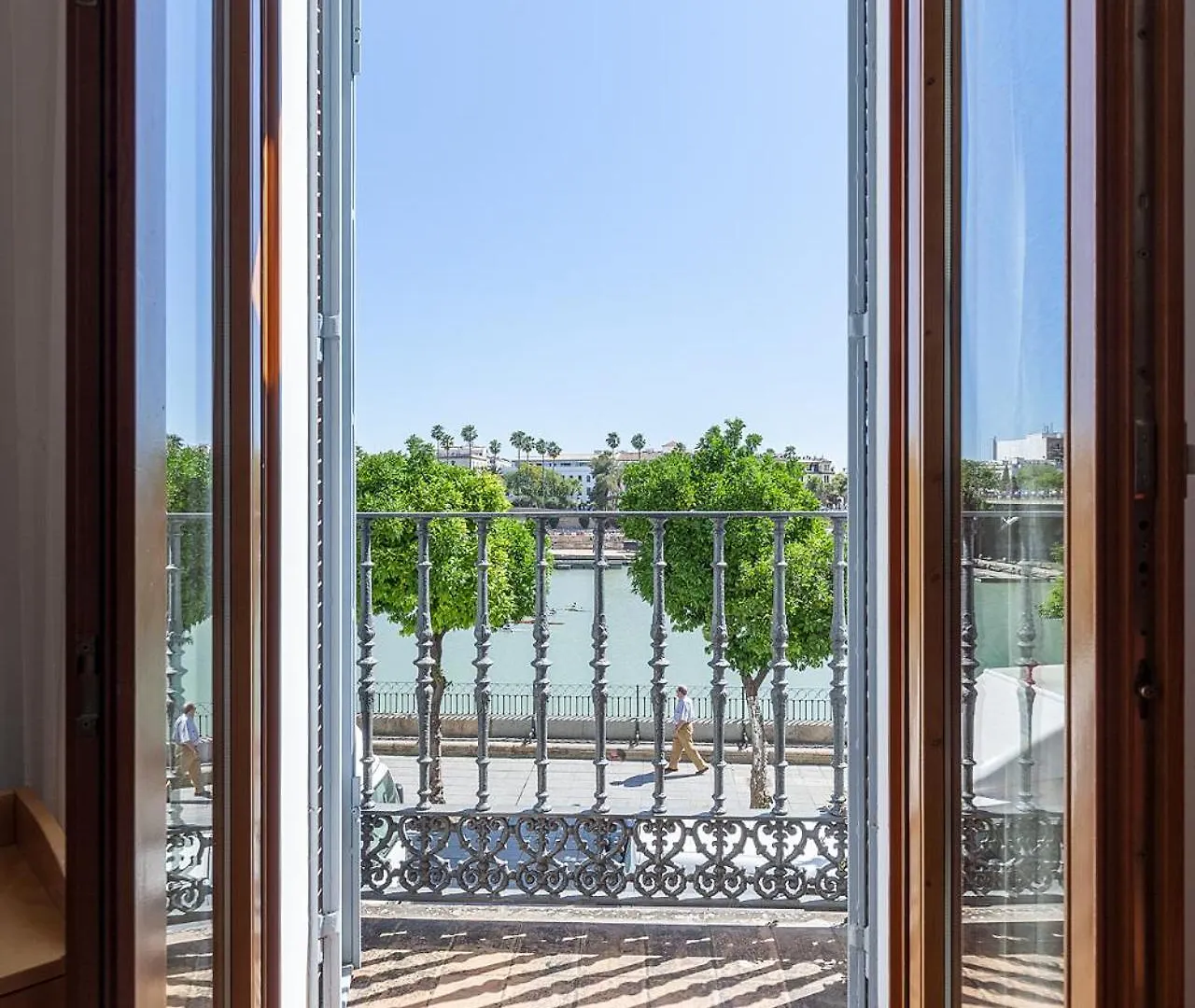 Apartmán Fantastico Apartamento Con Vistas Calle Betis Sevilla
