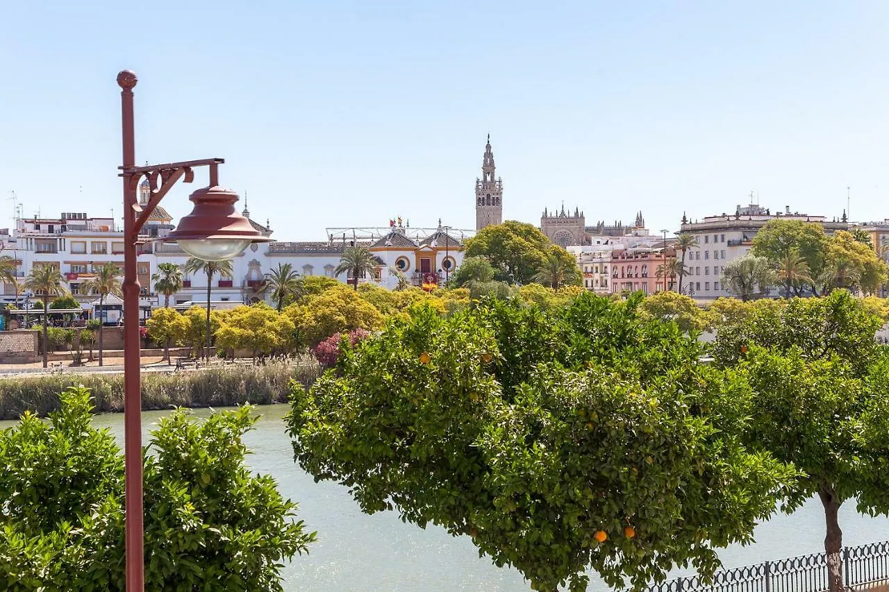 Fantastico Apartamento Con Vistas Calle Betis Seville 0*,